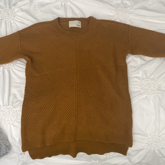 Aritzia - Wilfred Free Wool Sweater - Picture 2 of 3